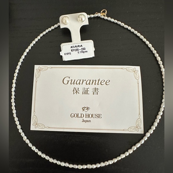 ❌ SOLD ❌ Fresh Water Pearl Necklace - Picture 3 of 4